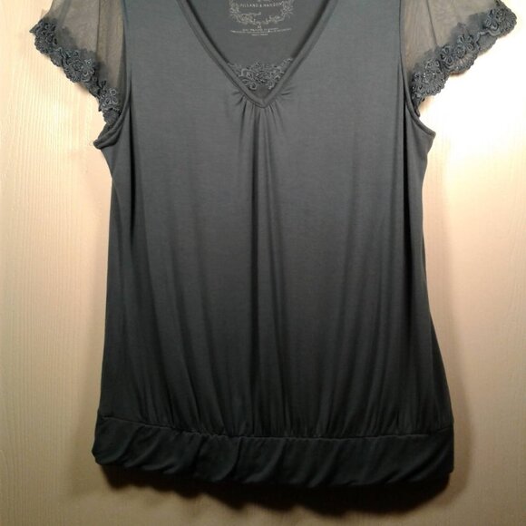 Hillard & Hanson top with sheer detailed short sleeves Size: XL - Picture 3 of 16